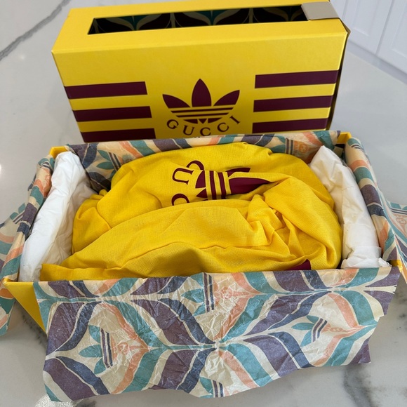 Gucci x Adidas Logo Slide Sandals - Picture 8 of 9